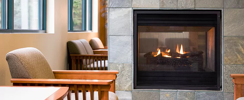 Smoky Effect Electric Fireplace Logs in Thorold, Ontario